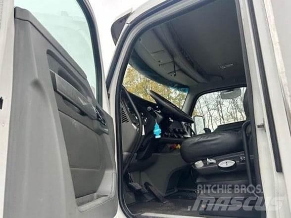 Kenworth T880 Autotractoare