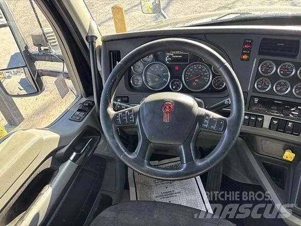 Kenworth T880 Autobasculanta