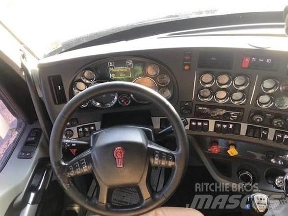 Kenworth T880 Autobasculanta