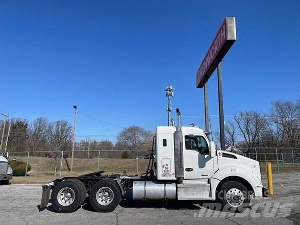 Kenworth T880 Autotractoare