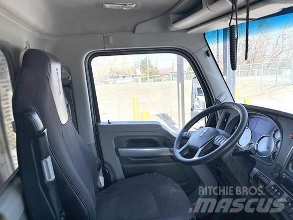 Kenworth T880 Autobasculanta