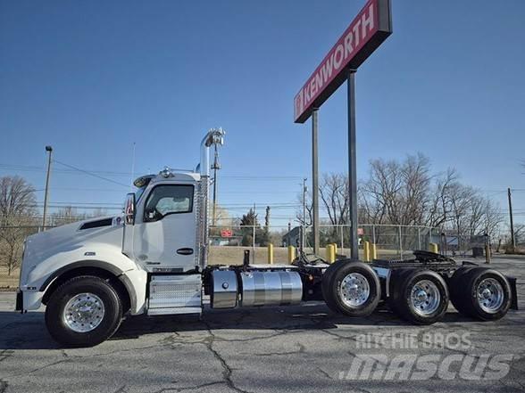 Kenworth T880 Autotractoare