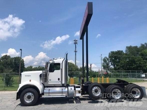 Kenworth W900 Autotractoare