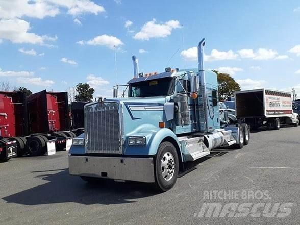 Kenworth W900 Autotractoare