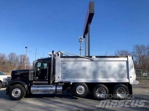 Kenworth W900B Autobasculanta