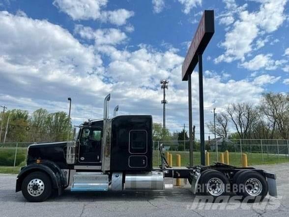 Kenworth W900L Autotractoare
