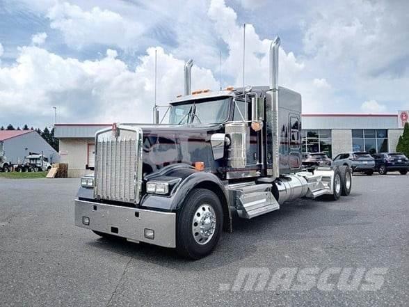 Kenworth W900L Autotractoare