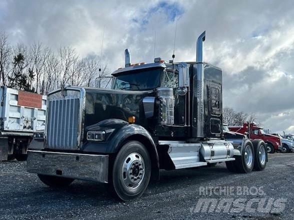 Kenworth W900L Autotractoare