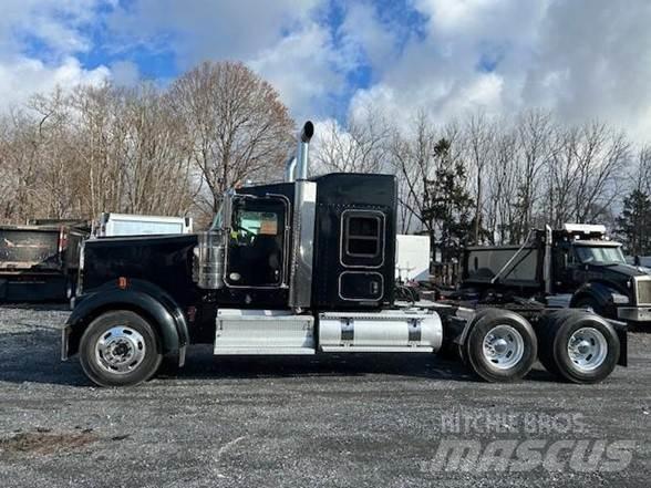 Kenworth W900L Autotractoare