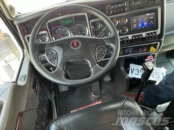 Kenworth W900L Autobasculanta