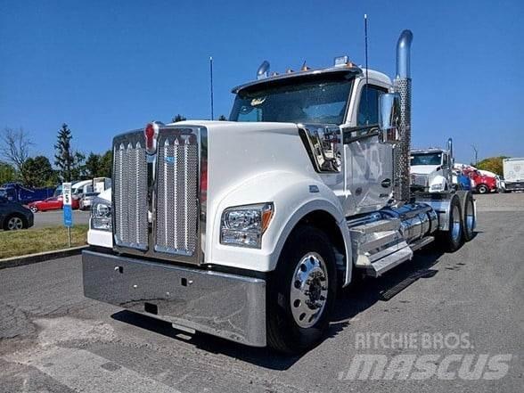 Kenworth W990 Autotractoare