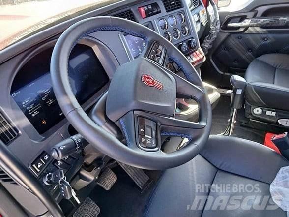 Kenworth W990 Autotractoare