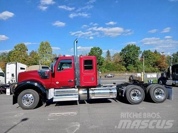 Kenworth W990 Autotractoare