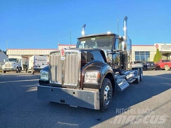 Kenworth W990 Autotractoare