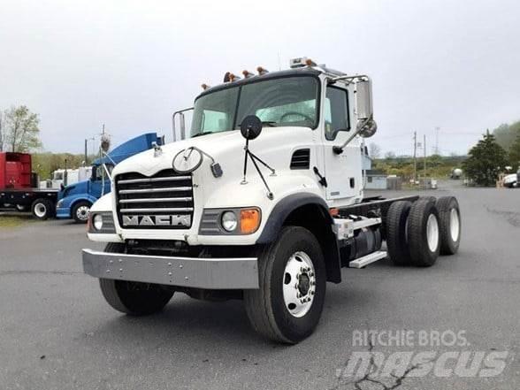Mack GRANITE CV713 Camion cabina sasiu
