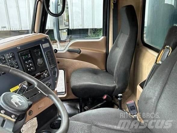 Mack GRANITE GU713 Autobasculanta