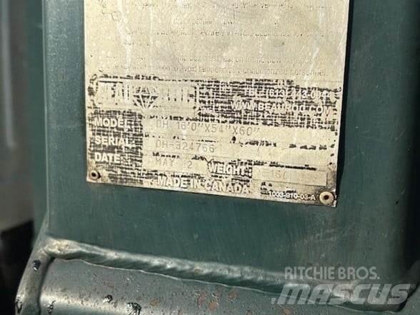 Mack GRANITE GU713 Autobasculanta