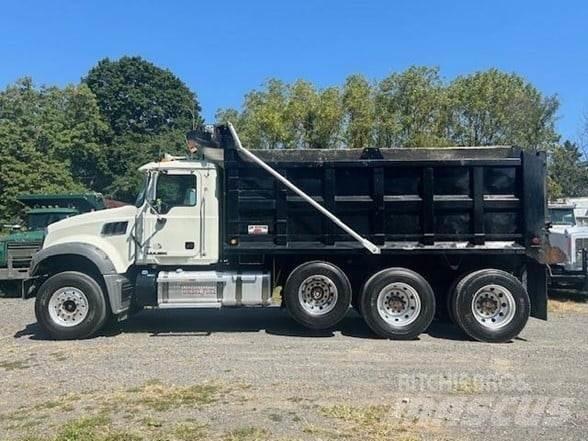 Mack GRANITE GU713 Autobasculanta
