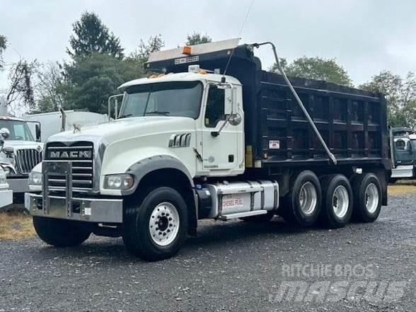 Mack GRANITE GU713 Autobasculanta
