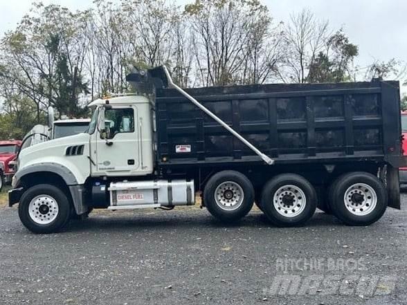 Mack GRANITE GU713 Autobasculanta