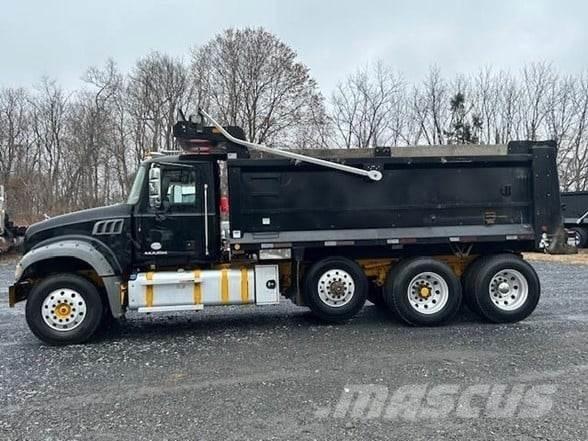 Mack GRANITE GU713 Autobasculanta
