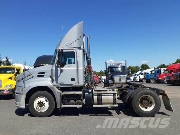 Mack PINNACLE CXU612 Autotractoare