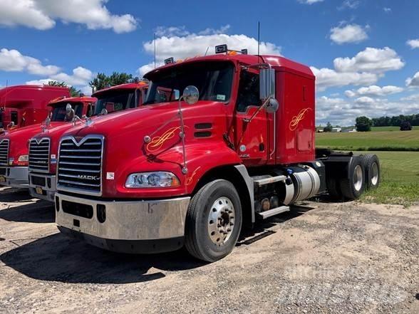 Mack PINNACLE CXU613 Autotractoare