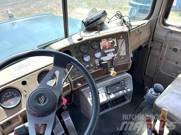 Mack RD686SX Camion de deseuri
