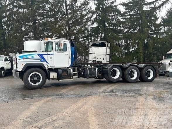 Mack RD690 Camion de deseuri