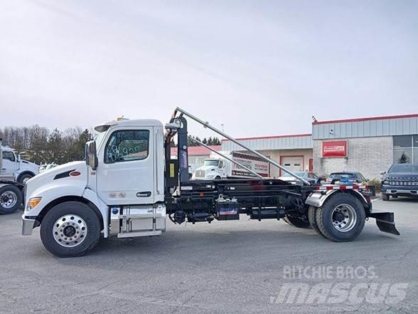 Peterbilt 537 Utilaje construcții - Altele