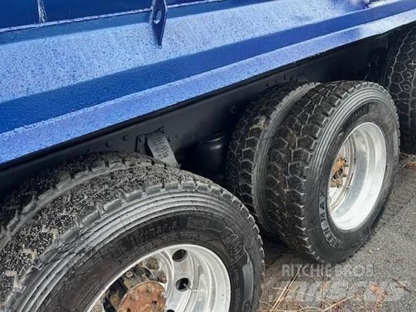 Peterbilt 567 Autobasculanta