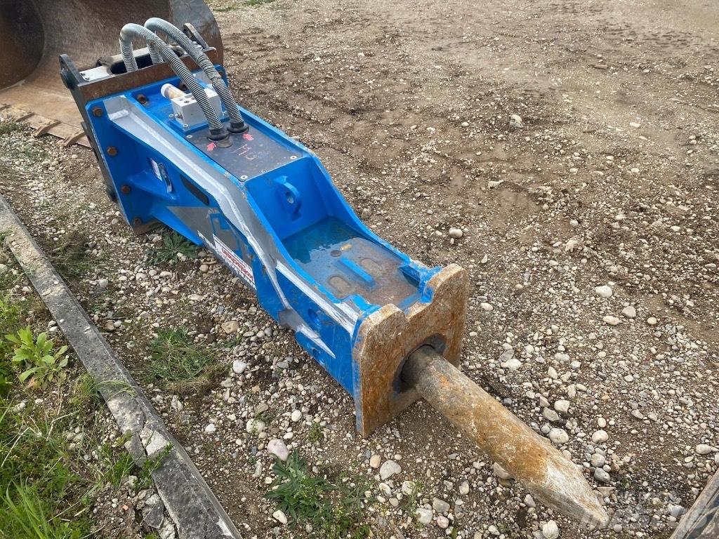 Okada 2600 Ciocane / Concasoare