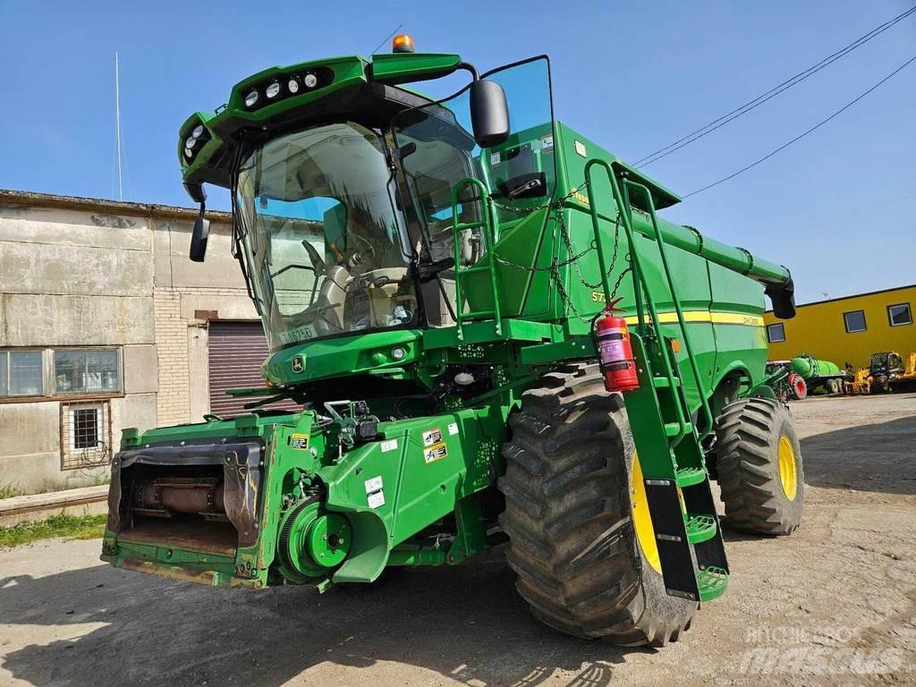 John Deere S770 Combine de secerat