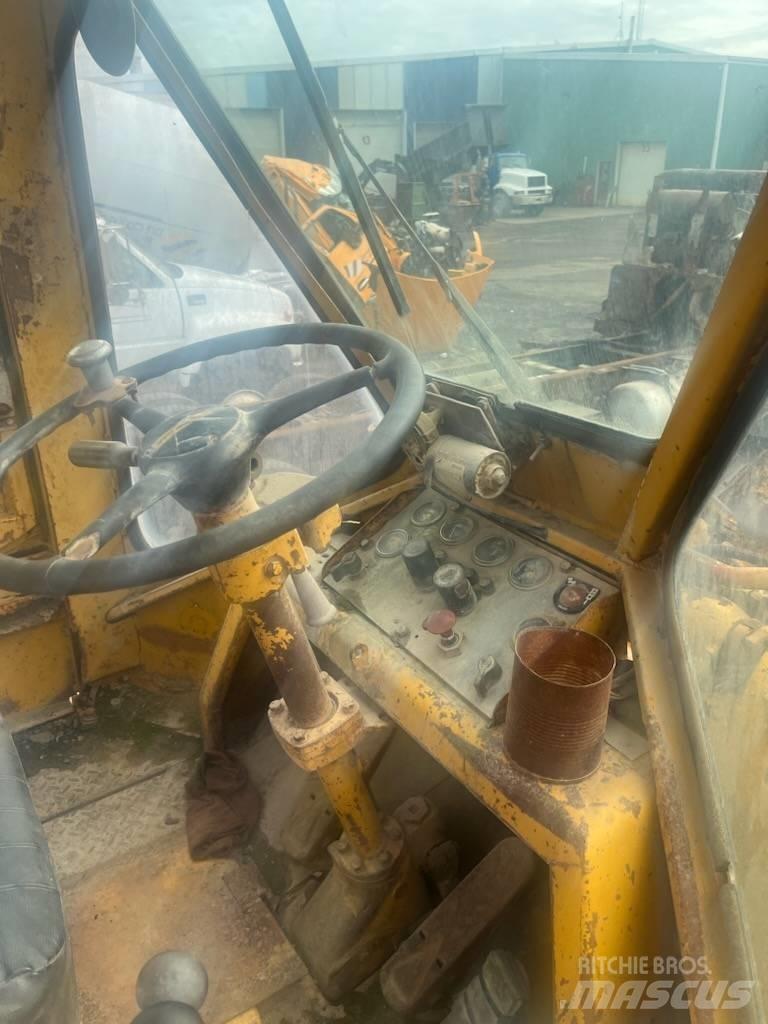 CAT 980 B Incarcator pe pneuri