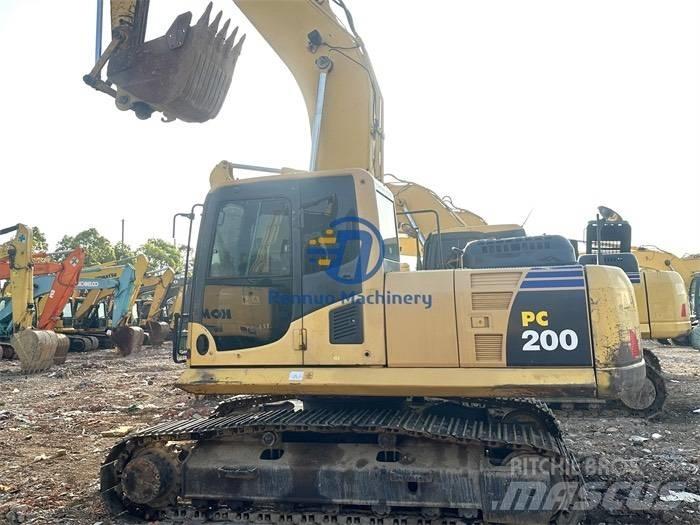 Komatsu PC200-8 Excavatoare pe șenile
