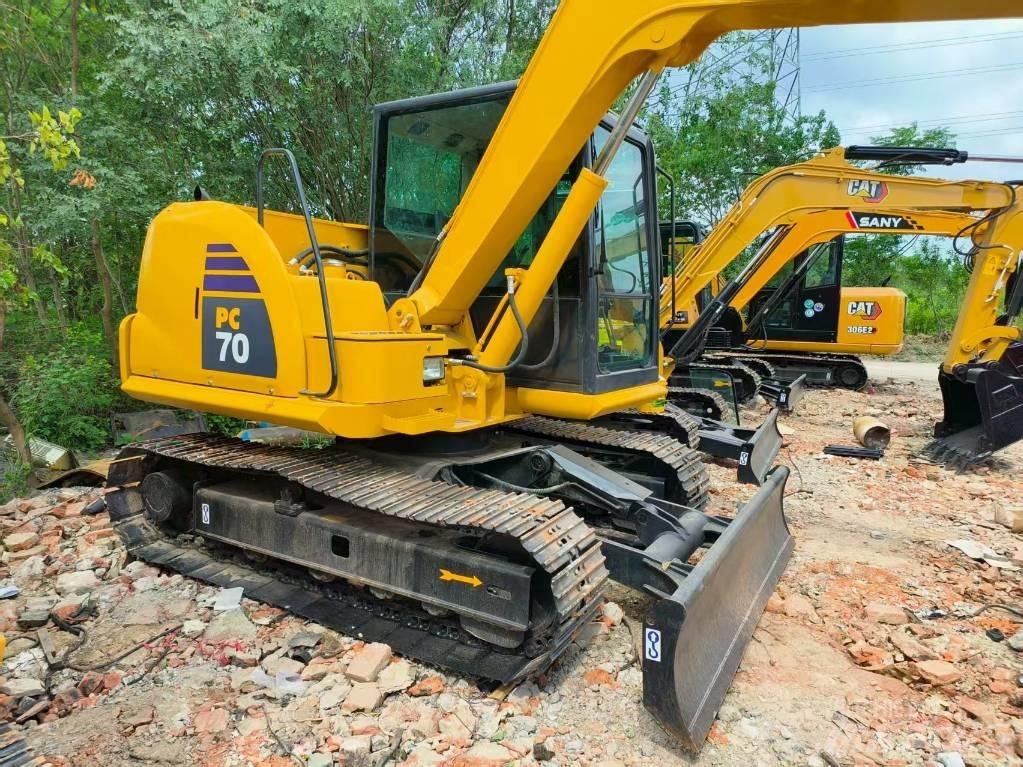 Komatsu PC 70-8 Excavatoare pe șenile
