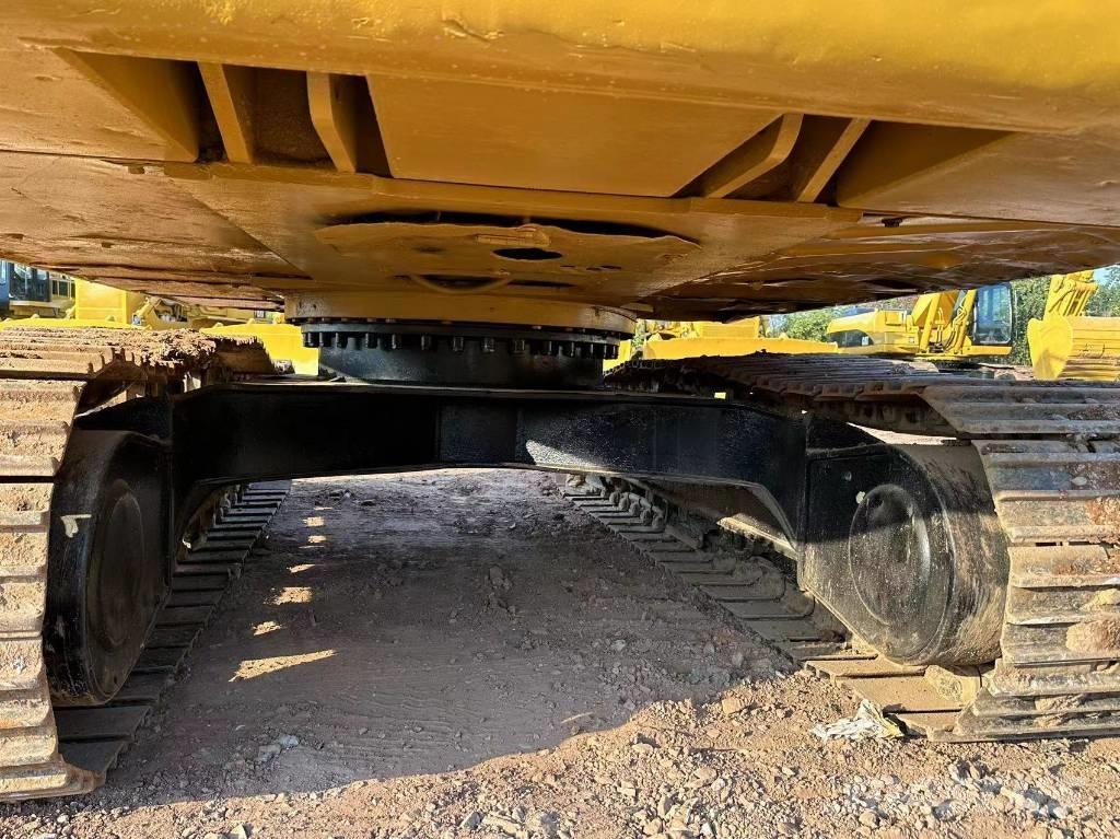 CAT 320 B Excavatoare pe șenile
