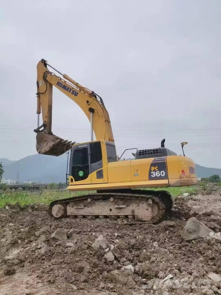 Komatsu PC 360 Excavatoare pe șenile
