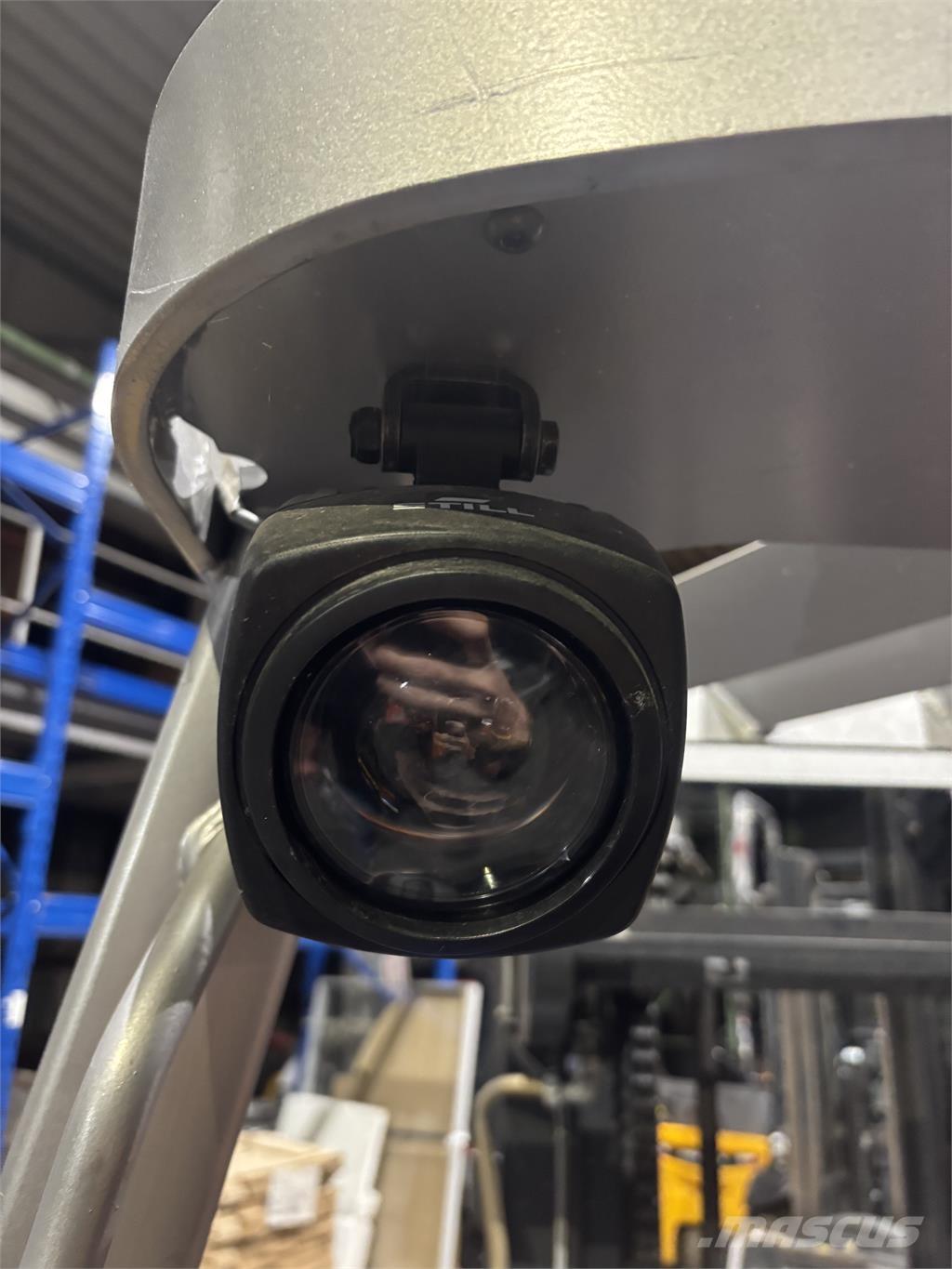 Still FM-X17 Stivuitor cu catarg retractabil