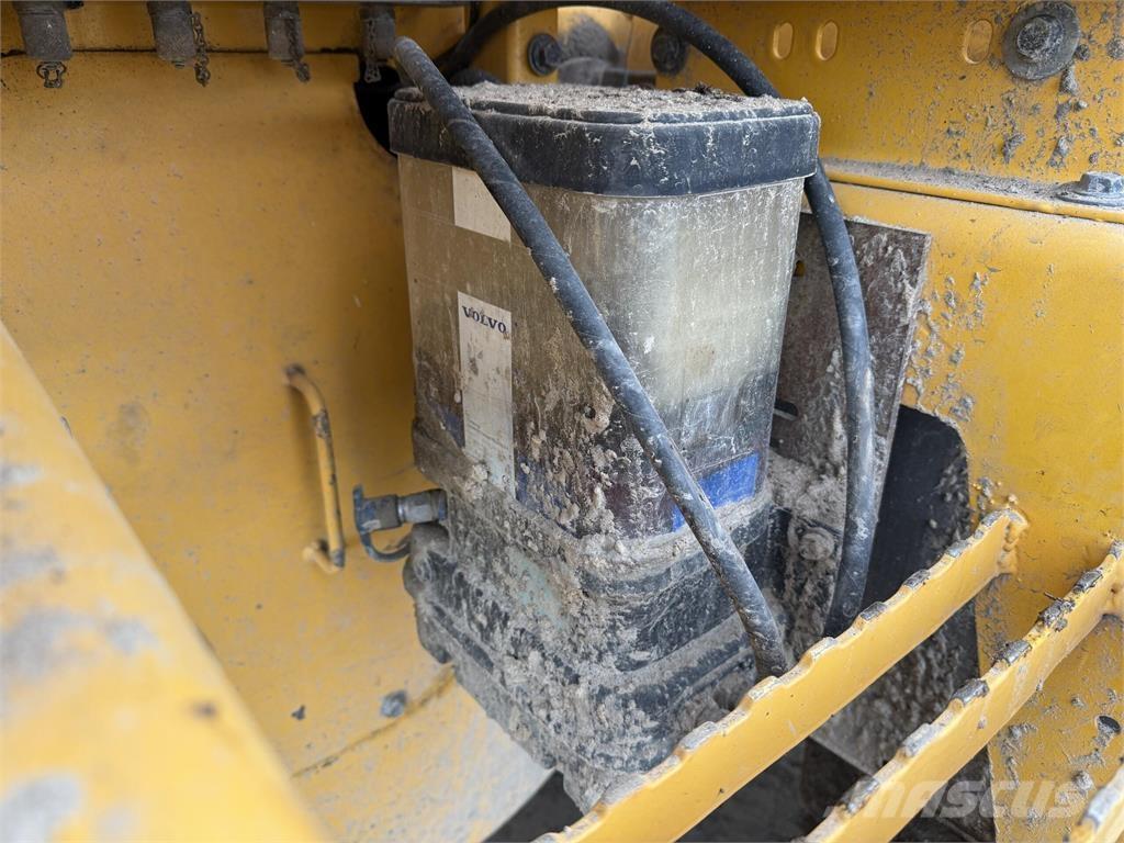 Volvo L120F Incarcator pe pneuri