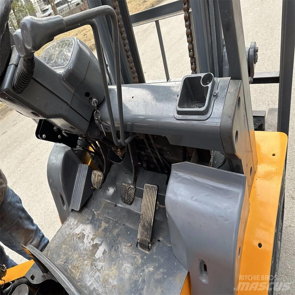 TCM FD30ZT Stivuitor diesel