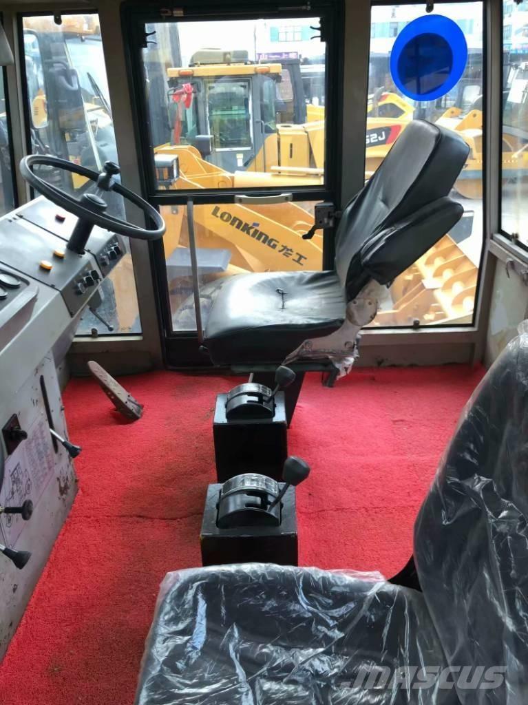 XCMG XP301 Cilindri compactori cu roti
