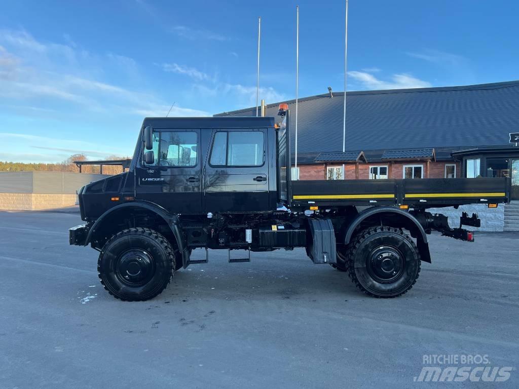 Mercedes-Benz Unimog Camioane platforma/prelata