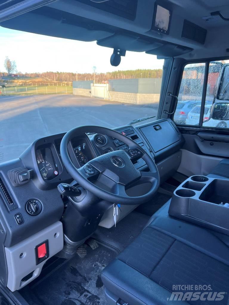 Mercedes-Benz Unimog Camioane platforma/prelata