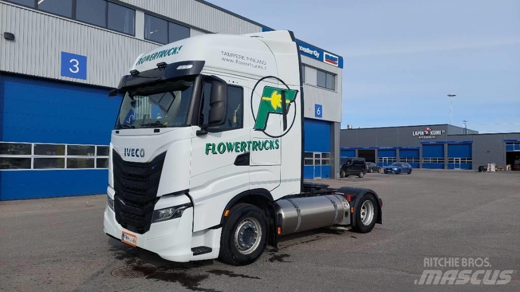Iveco S-Way 460 LNG Autotractoare
