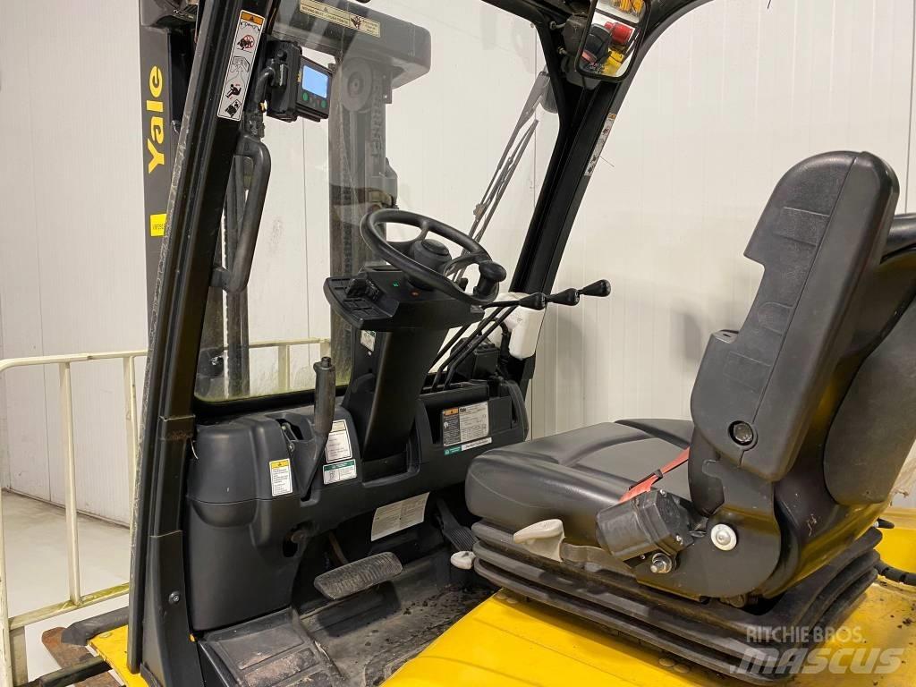 Yale GLP25VX Stivuitor GPL