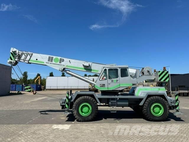 P&H 35 Macara pentru orice teren