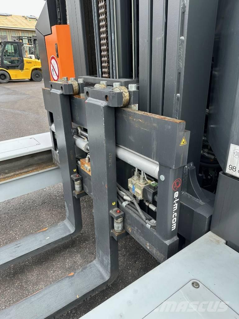 Hubtex DQX45-D Încarcator lateral