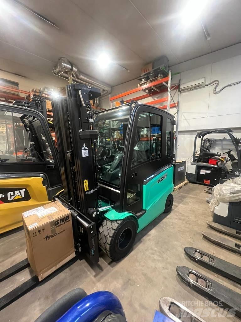 Mitsubishi FB25ACN Stivuitor electric