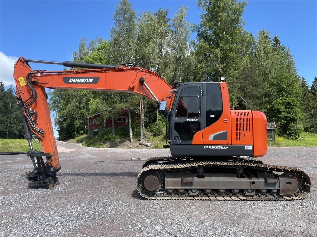 Doosan DX 235 LCR Excavatoare pe șenile
